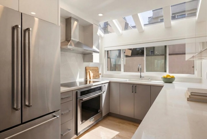 Photo 11 at 11 - 1214 W 7th Avenue, Fairview VW, Vancouver West
