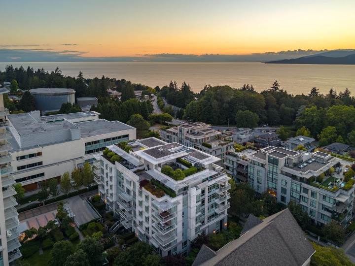 Photo 33 at 602 - 6080 Iona Drive, University VW, Vancouver West