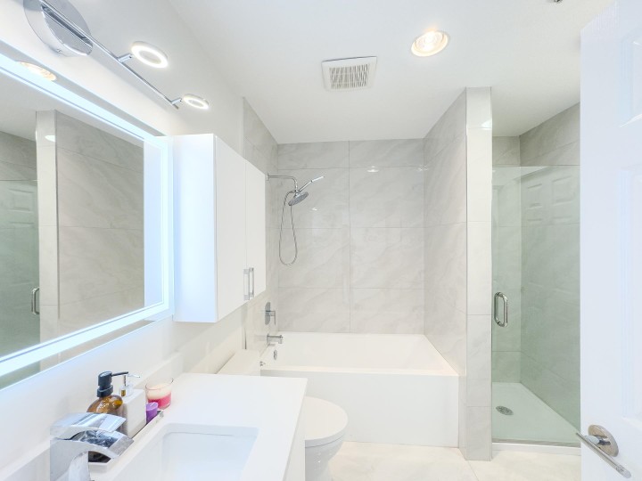Photo 12 at 311 - 4893 Clarendon Street, Collingwood VE, Vancouver East