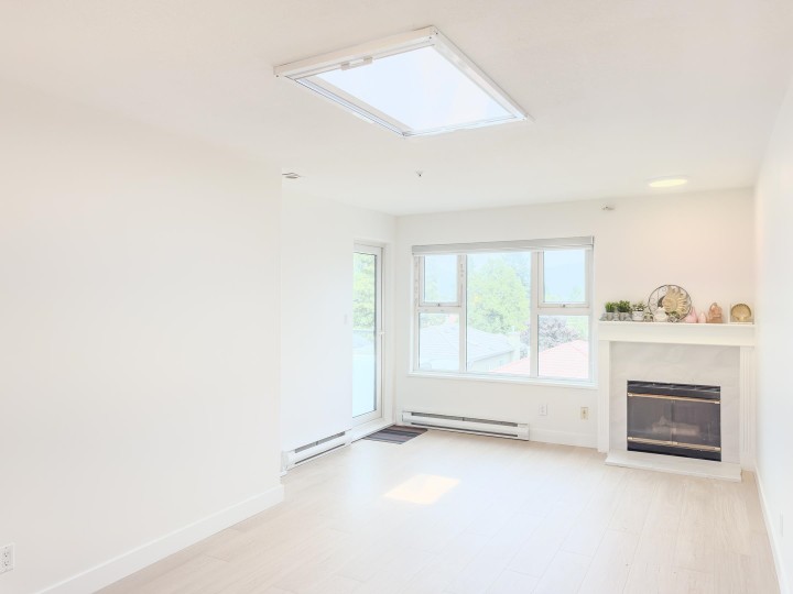 Photo 7 at 311 - 4893 Clarendon Street, Collingwood VE, Vancouver East