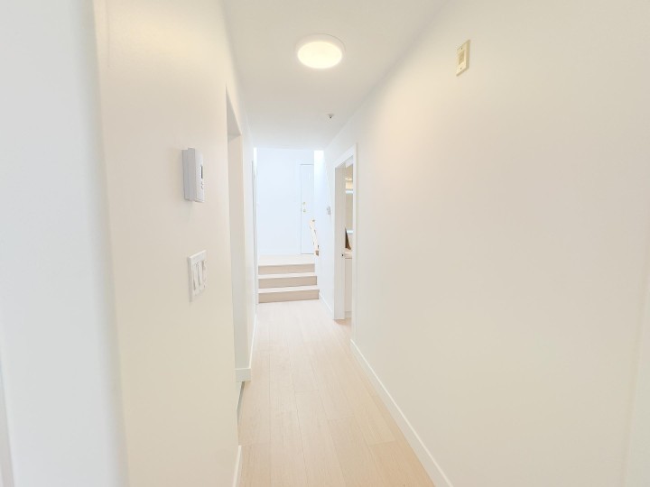 Photo 8 at 311 - 4893 Clarendon Street, Collingwood VE, Vancouver East