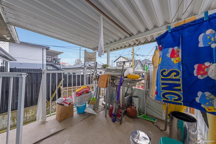 Photo 17 at 3342 Adanac Street, Renfrew VE, Vancouver East
