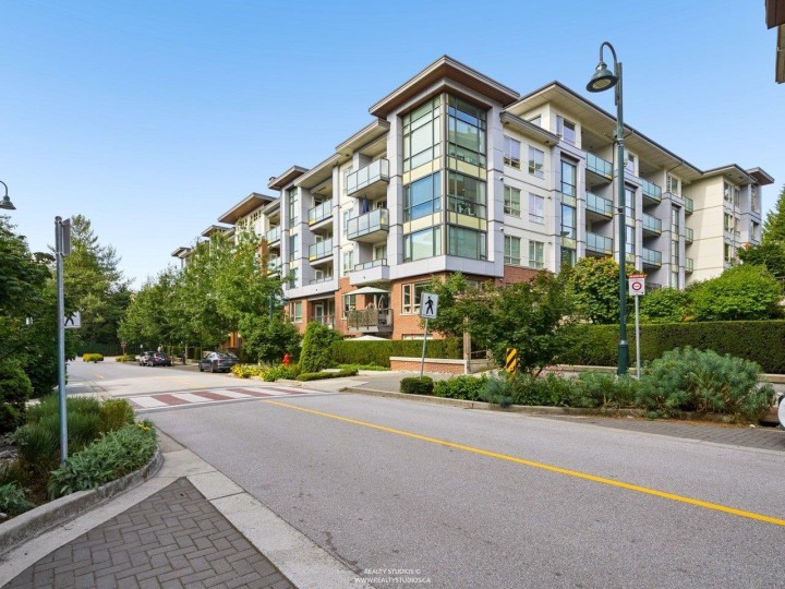 Photo 1 at 213 - 2651 Library Lane, Lynn Valley, North Vancouver