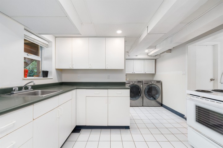 Photo 37 at 409 W 27th Street, Upper Lonsdale, North Vancouver