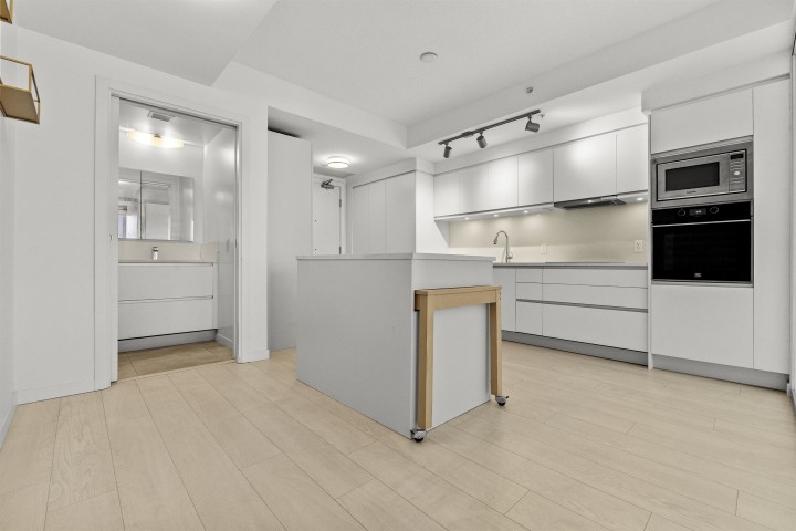 Photo 23 at 728 - 180 E 2nd Avenue, Mount Pleasant VE, Vancouver East