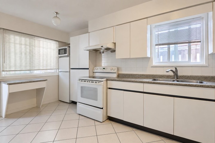 Photo 2 at 1743 E 49th Avenue, Killarney VE, Vancouver East