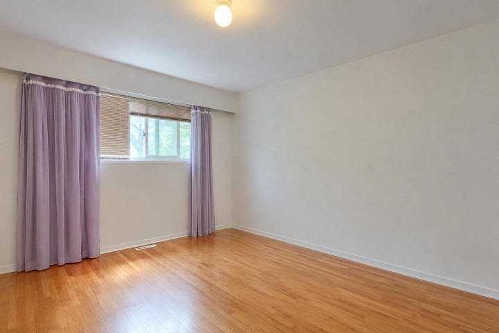 Photo 6 at 1743 E 49th Avenue, Killarney VE, Vancouver East
