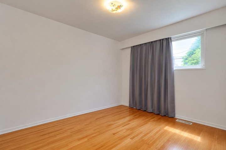 Photo 7 at 1743 E 49th Avenue, Killarney VE, Vancouver East