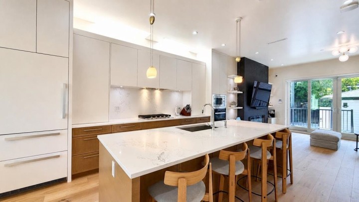 Photo 8 at 3214 W King Edward Avenue, MacKenzie Heights, Vancouver West