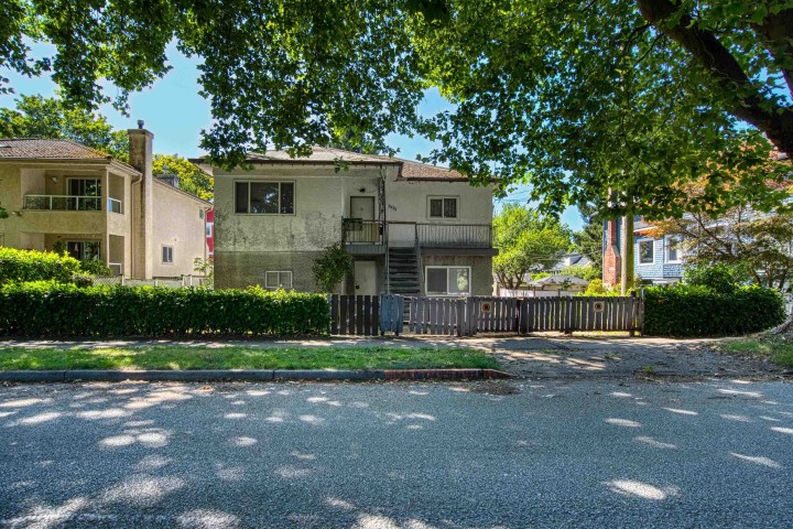 Photo 4 at 2675 Mackenzie Street, Kitsilano, Vancouver West