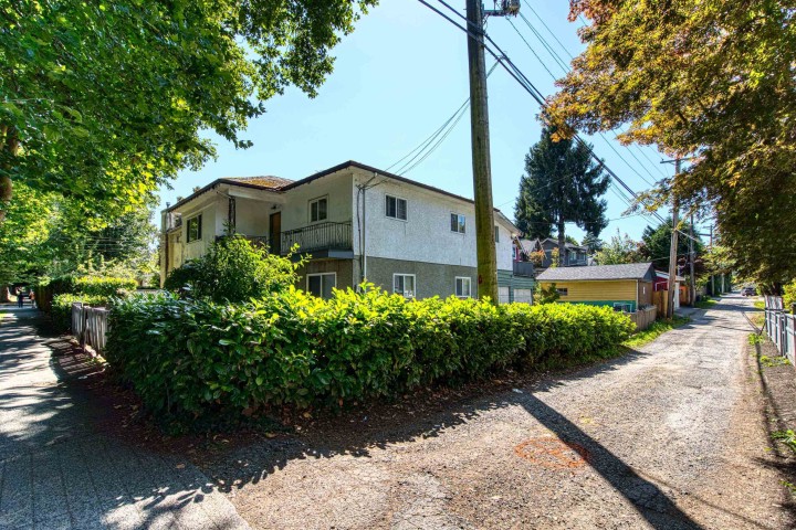 Photo 8 at 2675 Mackenzie Street, Kitsilano, Vancouver West