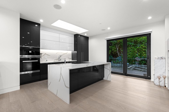 Photo 12 at 1035 Greenwood Place, British Properties, West Vancouver