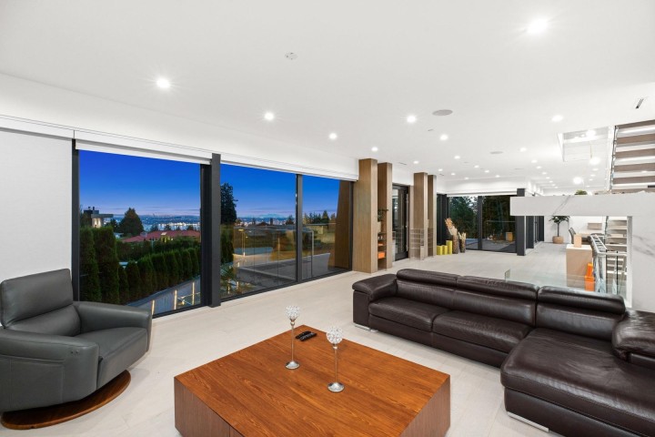 Photo 4 at 1035 Greenwood Place, British Properties, West Vancouver