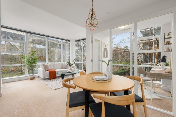 Photo 7 at 605 - 633 Kinghorne Mews, Yaletown, Vancouver West