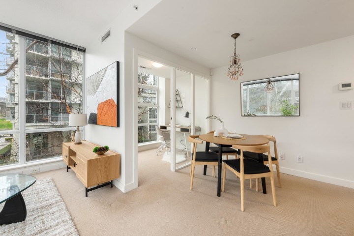 Photo 5 at 605 - 633 Kinghorne Mews, Yaletown, Vancouver West