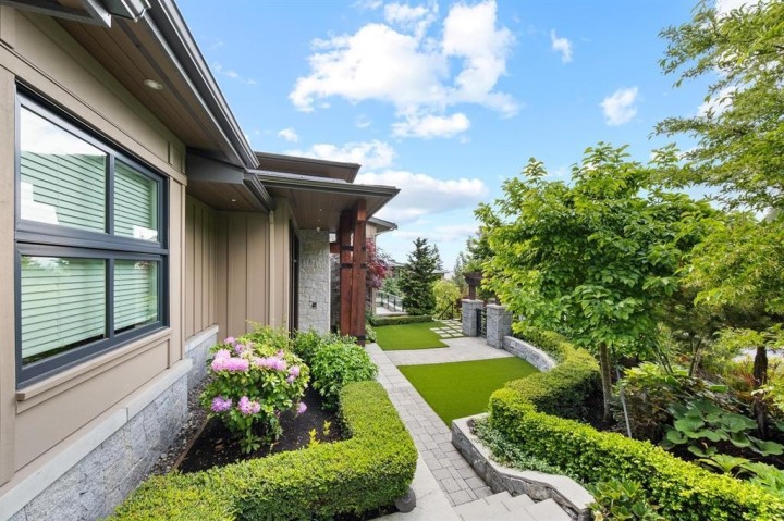 Photo 2 at 2972 Burfield Place, Cypress Park Estates, West Vancouver