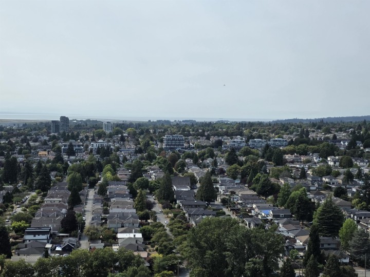 Photo 3 at 3304 - 488 Sw Marine Drive, Marpole, Vancouver West