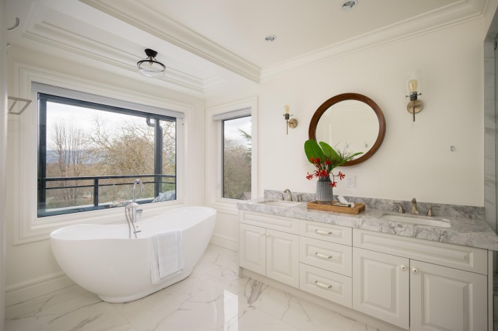 Photo 23 at 3955 W Broadway, Point Grey, Vancouver West
