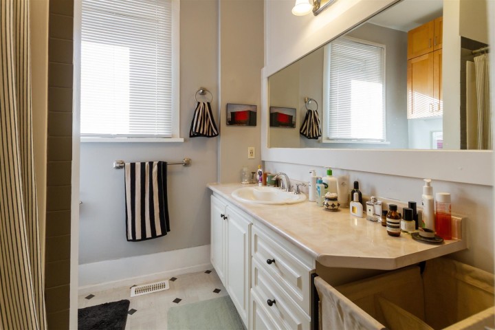 Photo 13 at 1925 Adanac Street, Hastings, Vancouver East