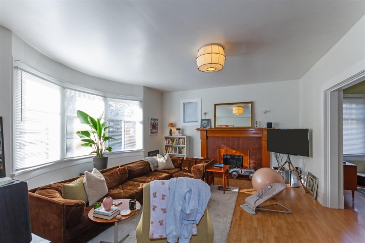 Photo 8 at 1925 Adanac Street, Hastings, Vancouver East