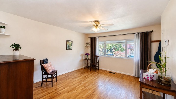 Photo 6 at 4458 Skeena Street, Renfrew Heights, Vancouver East