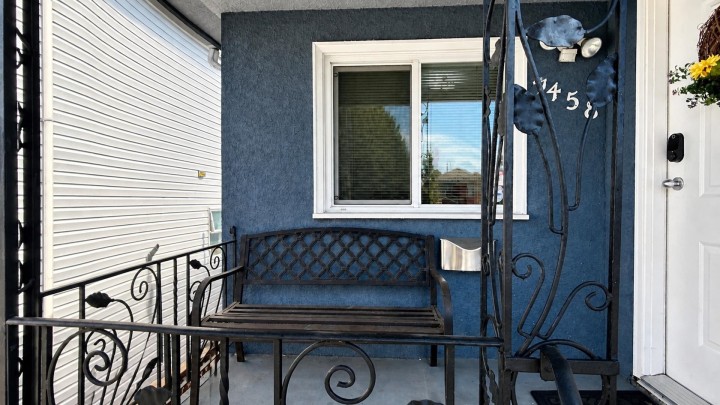 Photo 3 at 4458 Skeena Street, Renfrew Heights, Vancouver East