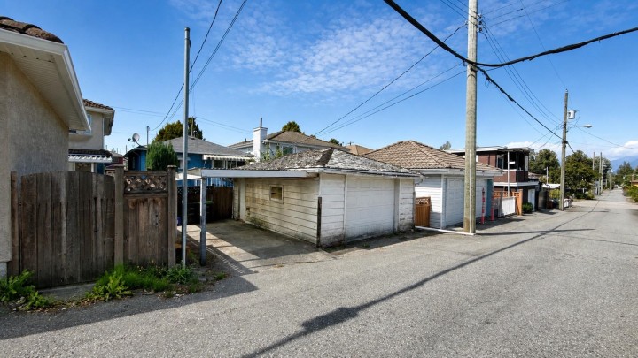 Photo 39 at 4458 Skeena Street, Renfrew Heights, Vancouver East