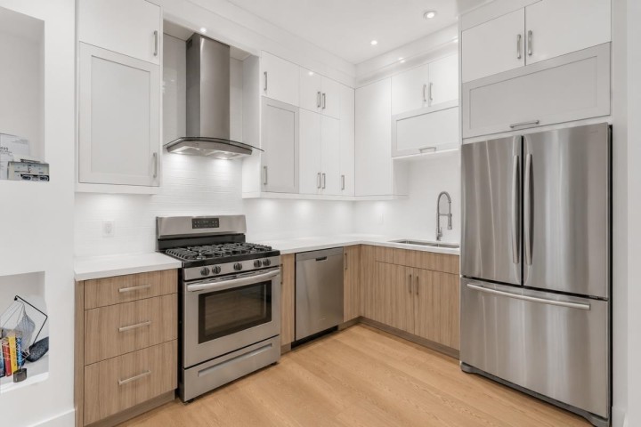 Photo 2 at 2 - 1136 E Pender Street, Strathcona, Vancouver East