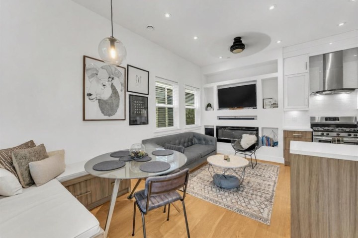 Photo 6 at 2 - 1136 E Pender Street, Strathcona, Vancouver East