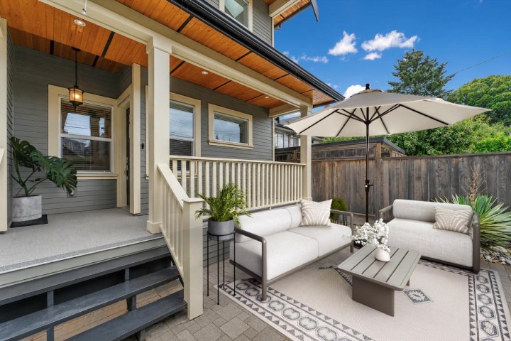 Photo 17 at 2 - 1136 E Pender Street, Strathcona, Vancouver East