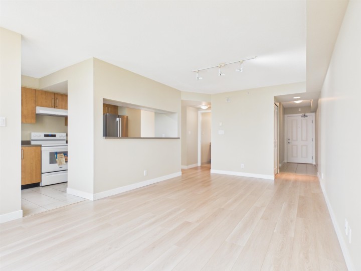 Photo 13 at 2009 - 5380 Oben Street, Collingwood VE, Vancouver East