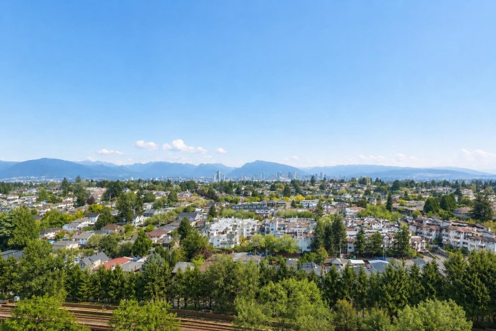 Photo 28 at 2009 - 5380 Oben Street, Collingwood VE, Vancouver East