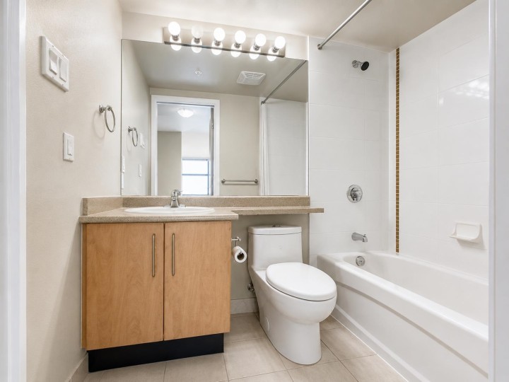 Photo 25 at 2009 - 5380 Oben Street, Collingwood VE, Vancouver East