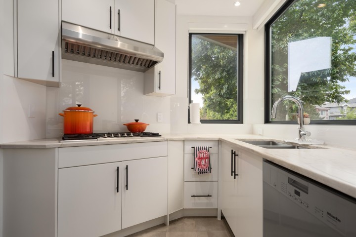 Photo 7 at 7380 Ashburn Street, Fraserview VE, Vancouver East