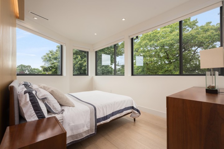Photo 9 at 7380 Ashburn Street, Fraserview VE, Vancouver East