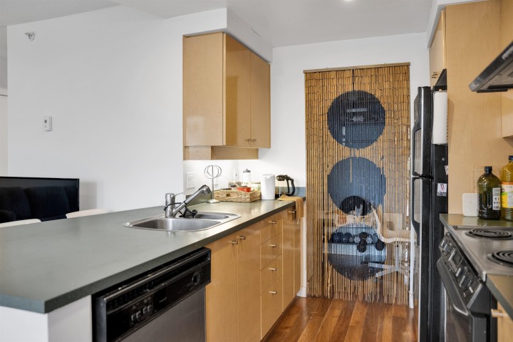 Photo 18 at 905 - 1008 Cambie Street, Yaletown, Vancouver West