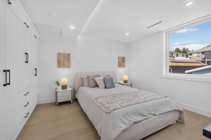 Photo 18 at 2 - 3271 E Georgia Street, Renfrew VE, Vancouver East