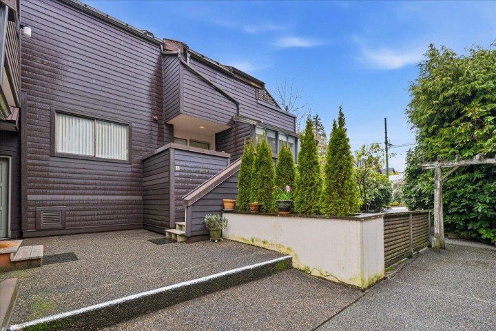 Photo 1 at 6 - 5730 Carnarvon Street, Kerrisdale, Vancouver West