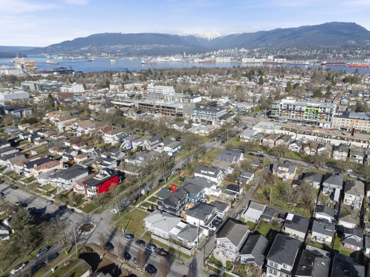 Photo 34 at 3 - 550 Kaslo Street, Renfrew VE, Vancouver East