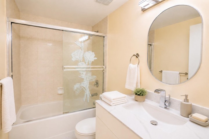 Photo 17 at 603 - 2468 E Broadway, Renfrew Heights, Vancouver East