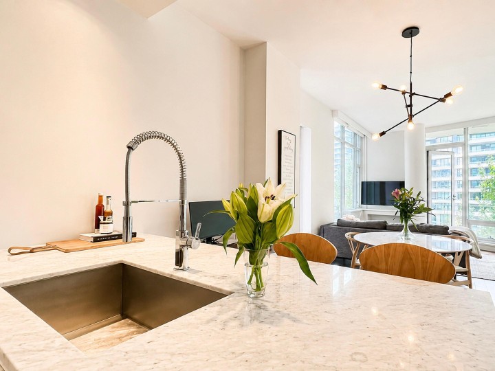 Photo 4 at 406 - 1633 Ontario Street, False Creek, Vancouver West