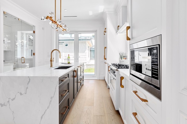 Photo 2 at 4005 W 35th Avenue, Dunbar, Vancouver West