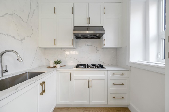 Photo 3 at 5081 Crown Avenue, Southlands, Vancouver West