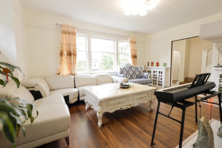 Photo 3 at 3874 W 13th Avenue, Point Grey, Vancouver West