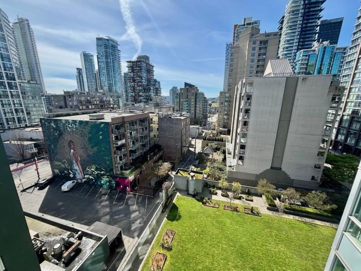 Photo 2 at 809 - 1212 Howe Street, Downtown VW, Vancouver West
