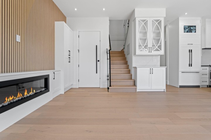 Photo 7 at 2 - 4463 Walden Street, Main, Vancouver East