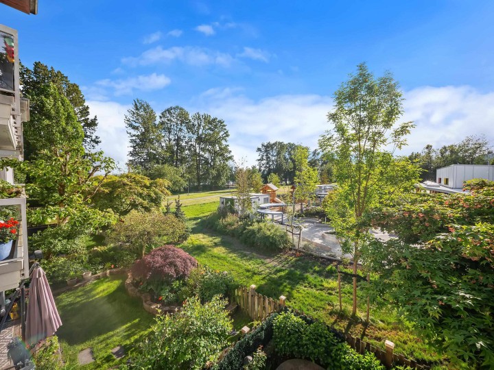Photo 35 at 213 - 3038 E Kent Avenue South, South Marine, Vancouver East