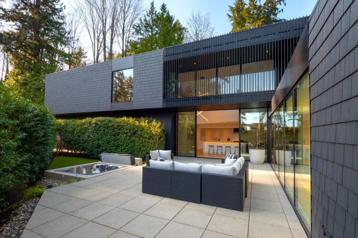 Photo 17 at 4181 Rose Crescent, Sandy Cove, West Vancouver
