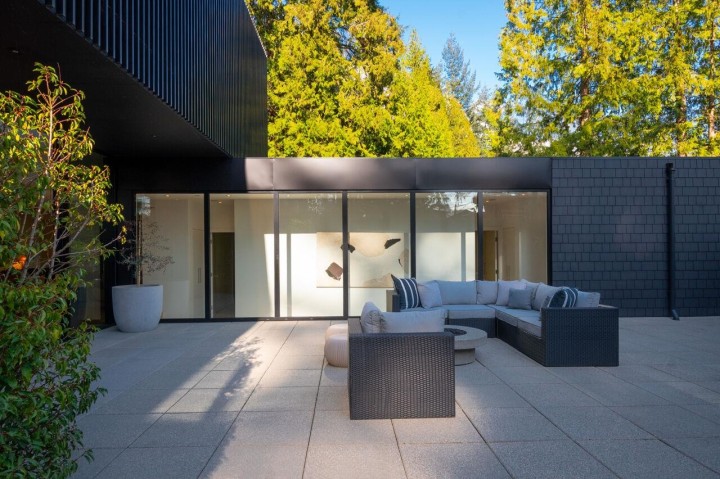 Photo 21 at 4181 Rose Crescent, Sandy Cove, West Vancouver