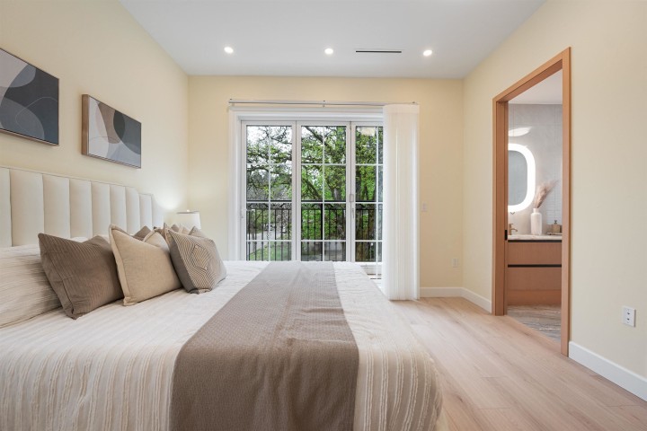 Photo 22 at 2 - 4503 W 15th Avenue, Point Grey, Vancouver West